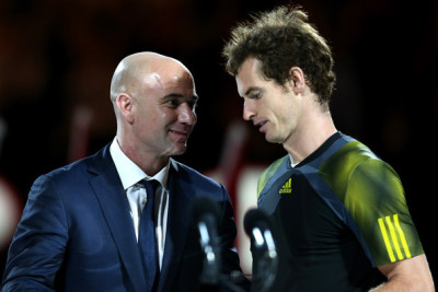 Nem baj, fogsz te még Wimbledonban Bartolival táncolni... forrás: www4.pictures.zimbio.com